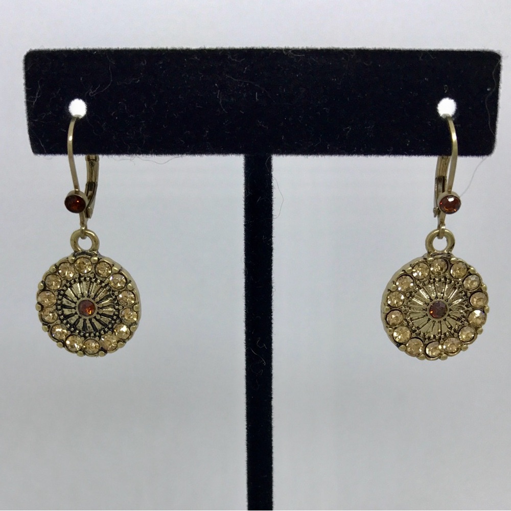NWOT Premier Designs Elegant Gold dangle Earrings with brown Accents